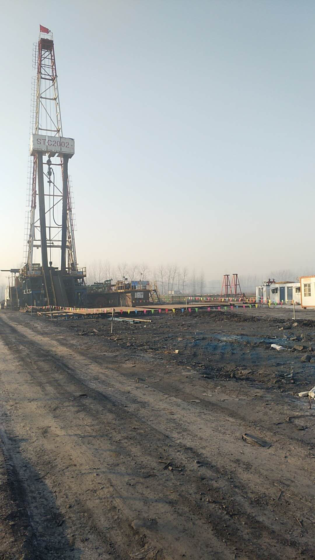 恒源煤礦Ⅱ633工作面地面順層孔注漿工程.png