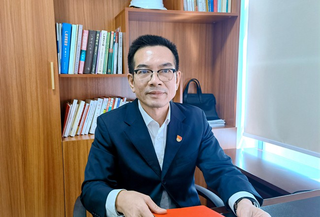 2劉特輝.jpg