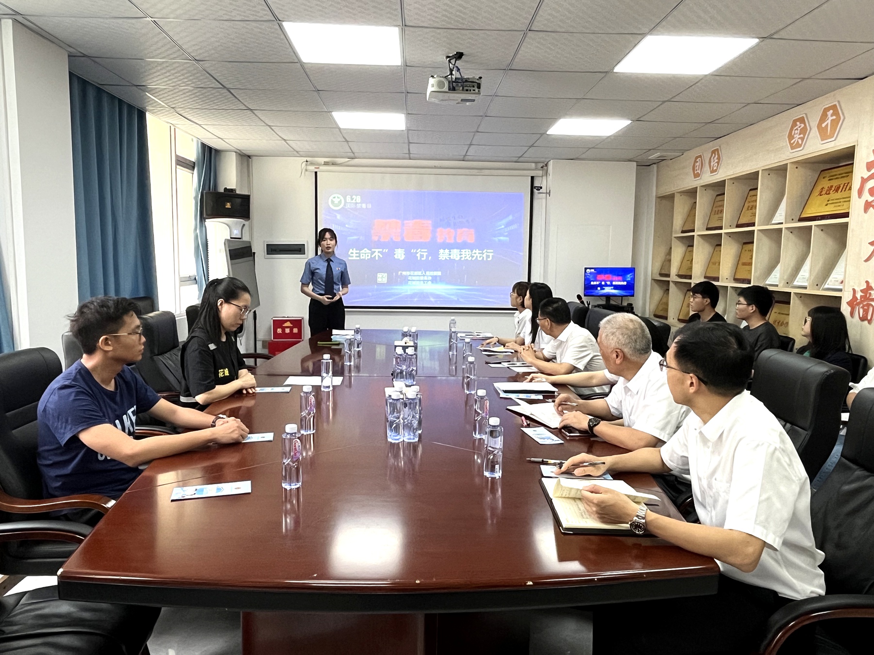 珍愛生命 遠離毒品——二〇二隊（花都分公司）開展禁毒宣傳教育活動1.jpg